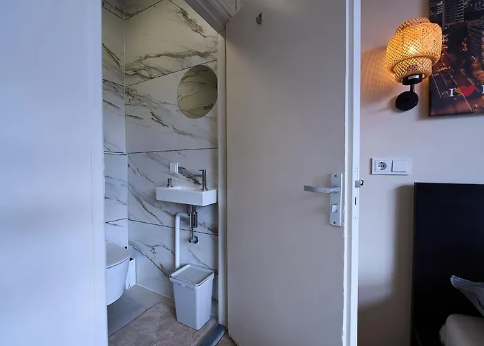 Cozy & Fully Equipped In 1 *