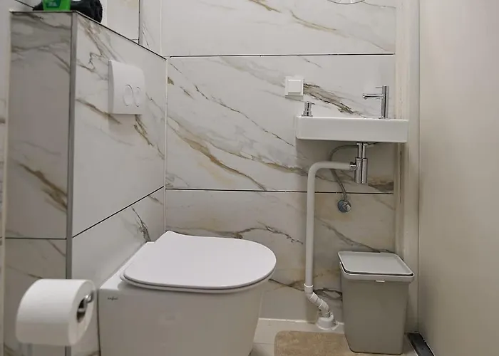 Cozy & Fully Equipped In 1 Апартаменты